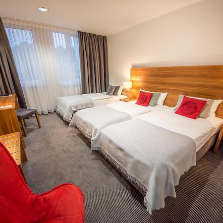 Hotel Burgholz Stockheim  Extérieur photo